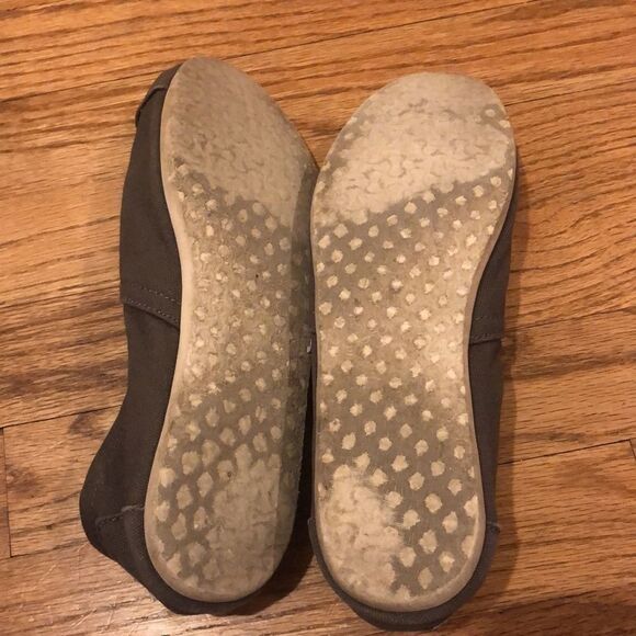 Toms  gray canvas shoe - Picture 2 of 7